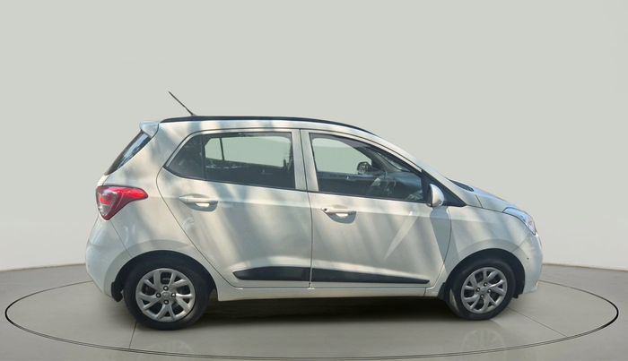 2018 Hyundai Grand i10 SPORTZ 1.2 KAPPA VTVT, Petrol, Manual, 64,102 km, exterior