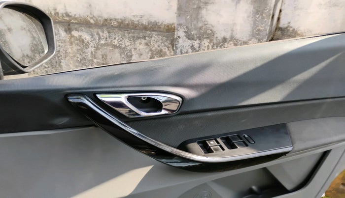 2018 Tata TIGOR XZ PETROL, Petrol, Manual, 84,255 km, interior