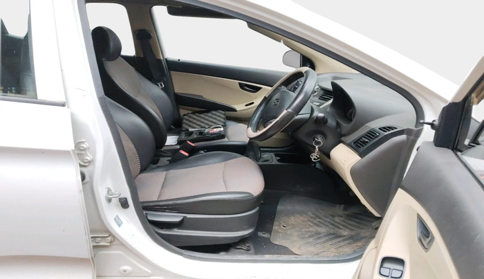 2016 Hyundai Eon MAGNA +, Petrol, Manual, 48,543 km, interior