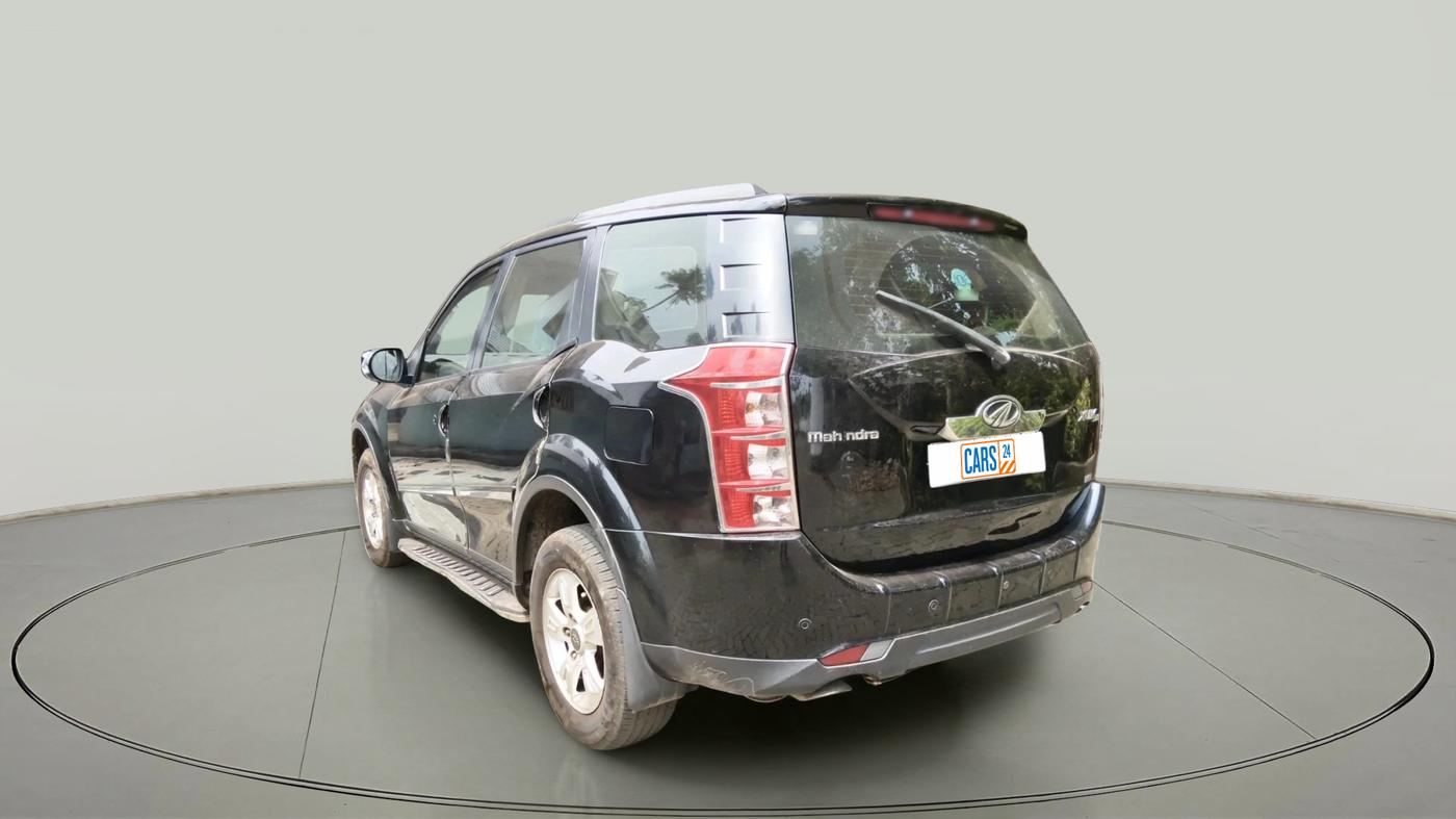 2015 Mahindra XUV500 W8, Diesel, Manual, 59,959 km, exterior