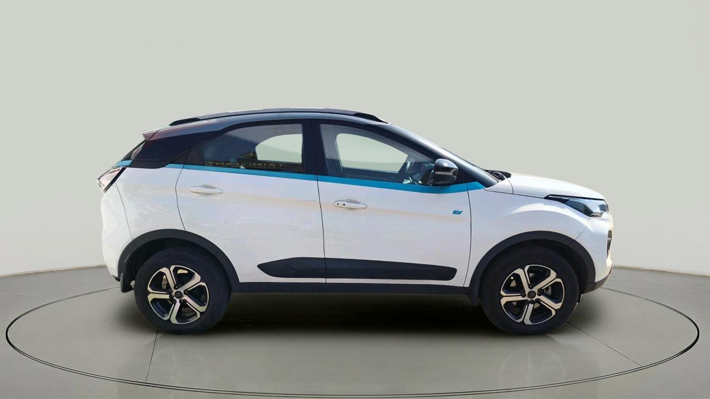 2021 Tata NEXON EV XZ PLUS, Electric, Automatic, 39,267 km, exterior