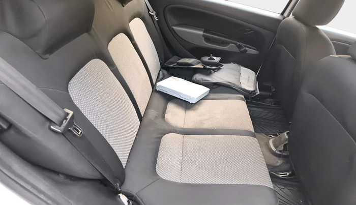 2010 Fiat Grand Punto ACTIVE 1.3, Diesel, Manual, 1,57,838 km, interior