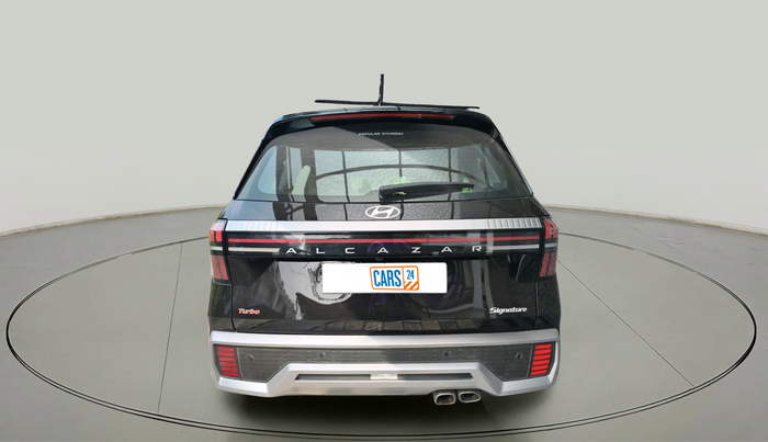 2024 Hyundai ALCAZAR Signature 6 STR 1.5 Turbo GDi Petrol DCT, Petrol, Automatic, 8,726 km, exterior