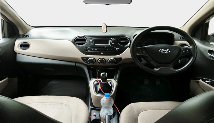 2014 Hyundai Xcent S 1.2, Petrol, Manual, 1,07,328 km, interior