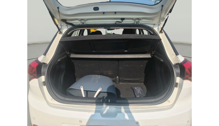 2016 Hyundai Elite i20 ASTA 1.2 (O), Petrol, Manual, 41,973 km, exterior