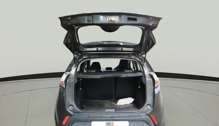 2018 Tata NEXON XZ DIESEL, Diesel, Manual, 1,05,401 km, exterior