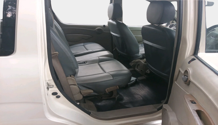 2011 Mahindra Xylo D2 BS-III, Diesel, Manual, 2,59,765 km, interior