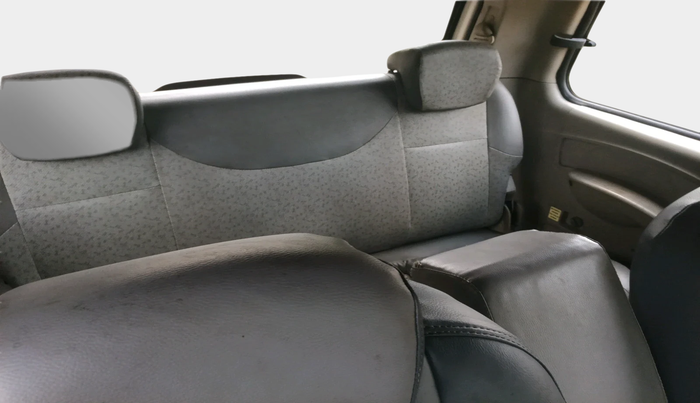 2011 Mahindra Xylo D2 BS-III, Diesel, Manual, 2,59,765 km, interior
