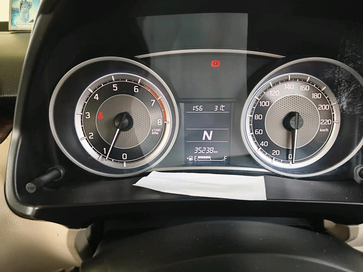 2017 Maruti Dzire VXI AMT, Petrol, Automatic, 35,238 km, interior