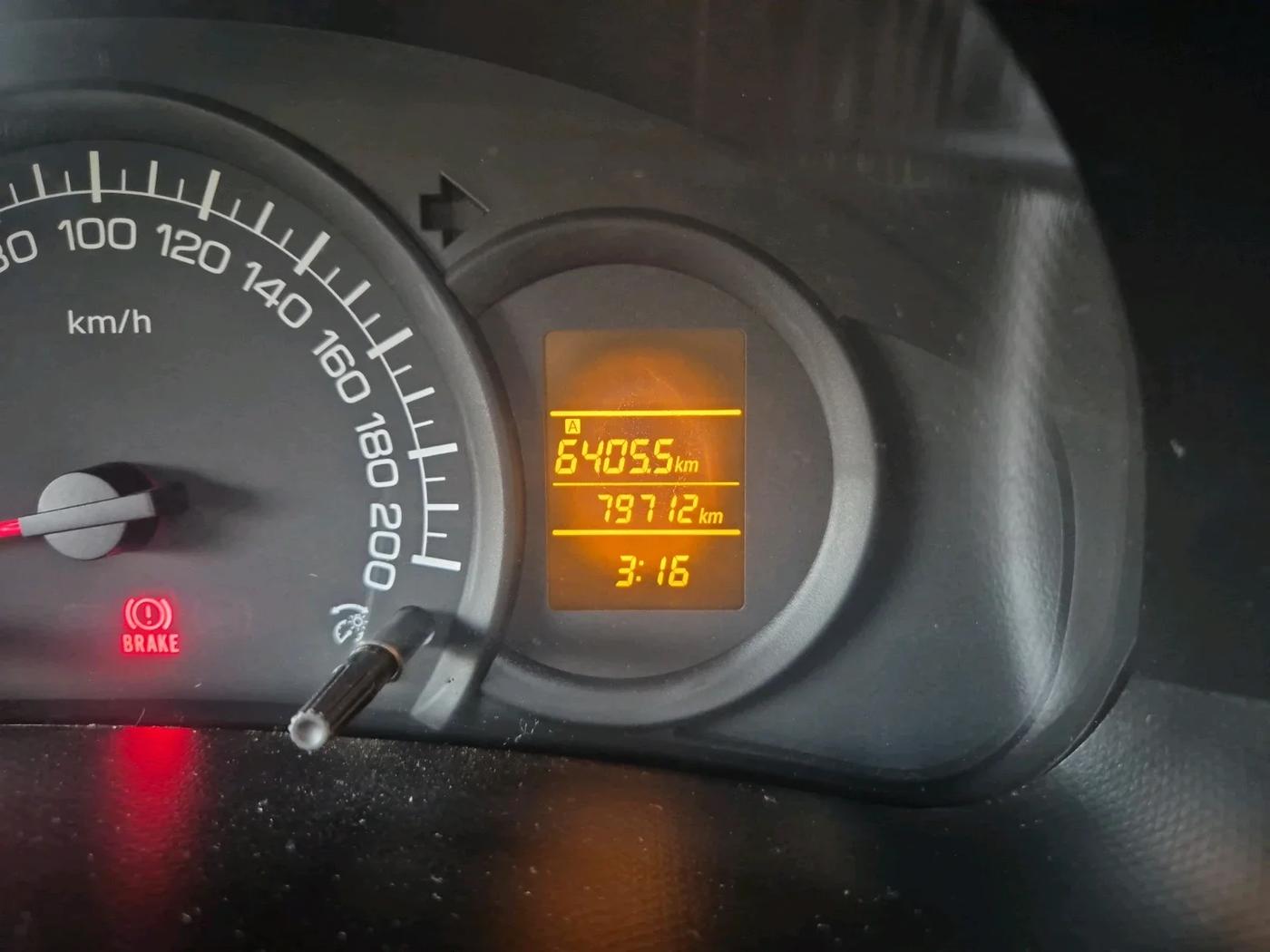 2011 Maruti Swift LXI, Petrol, Manual, 79,712 km, interior