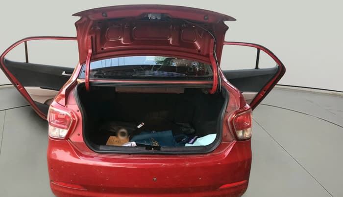 2016 Hyundai Xcent S AT 1.2, Petrol, Automatic, 1,16,141 km, exterior