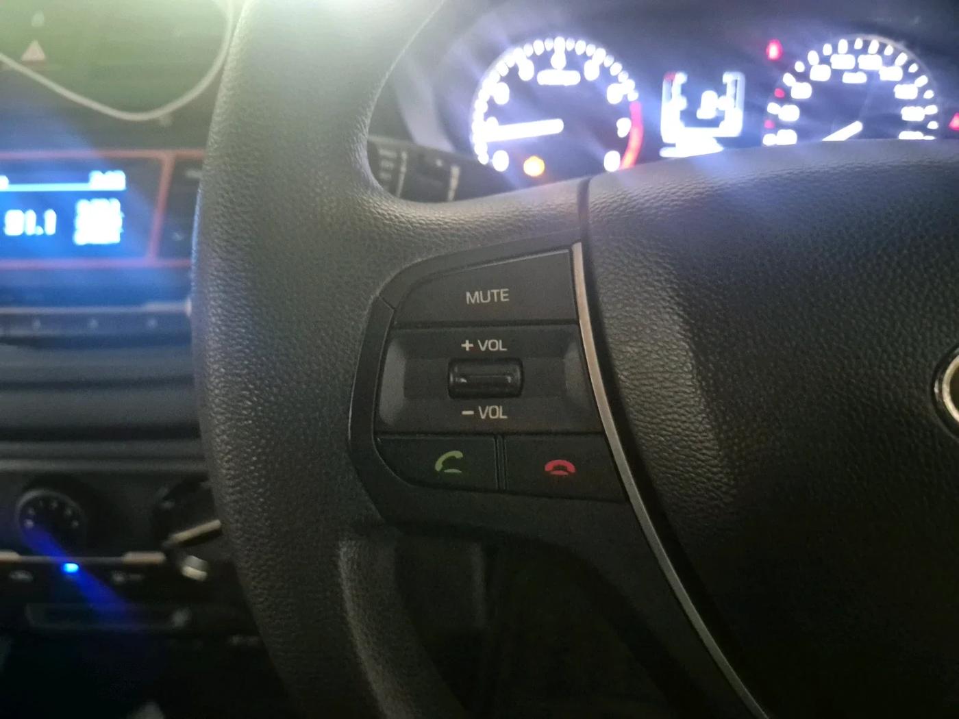 2015 Hyundai i20 Active 1.2 S, Petrol, Manual, 37,579 km, interior