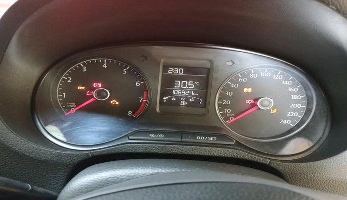 2018 Volkswagen Polo TRENDLINE 1.0L, Petrol, Manual, 1,06,924 km, interior