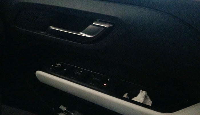 2021 Tata PUNCH CREATIVE  AMT, Petrol, Automatic, 35,295 km, interior