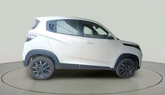 2017 Mahindra KUV 100 NXT K8 P 6 STR, Petrol, Manual, 44,631 km, exterior