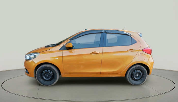 2016 Tata Tiago XT PETROL, Petrol, Manual, 1,21,398 km, exterior