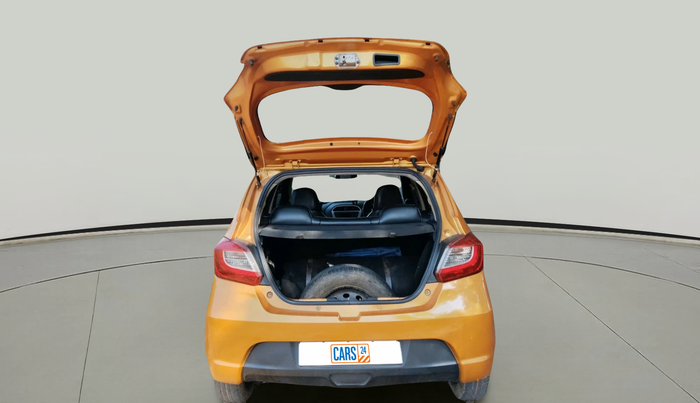 2016 Tata Tiago XT PETROL, Petrol, Manual, 1,21,398 km, exterior