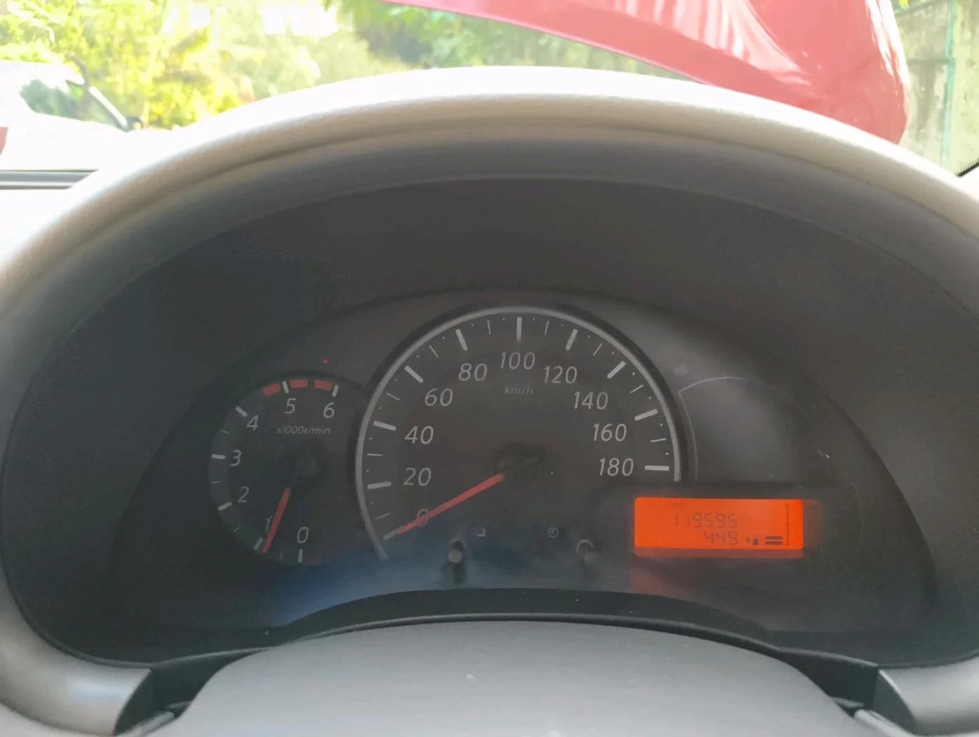 2011 Nissan Micra XV PREMIUM DIESEL, Diesel, Manual, 1,19,595 km, interior