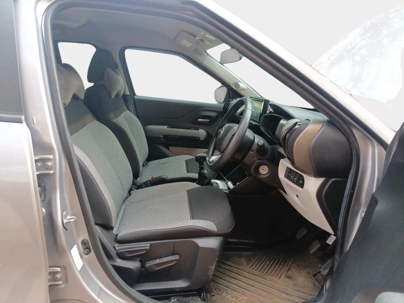 2023 CITROEN C3 AIRCROSS PLUS 1.2 7 STR, Petrol, Manual, 9,902 km, interior