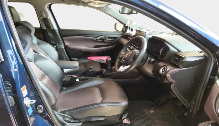 2022 Maruti Grand Vitara ALPHA SMART HYBRID, Petrol, Manual, 20,534 km, interior