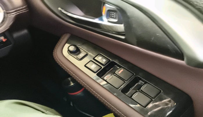 2022 Maruti Grand Vitara ALPHA SMART HYBRID, Petrol, Manual, 20,534 km, interior