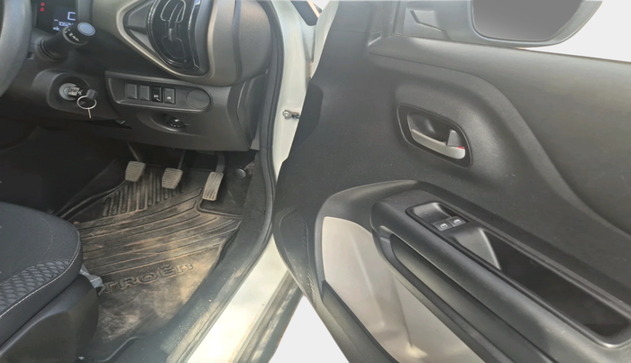 2022 CITROEN C3 FEEL 1.2, Petrol, Manual, 10,624 km, interior