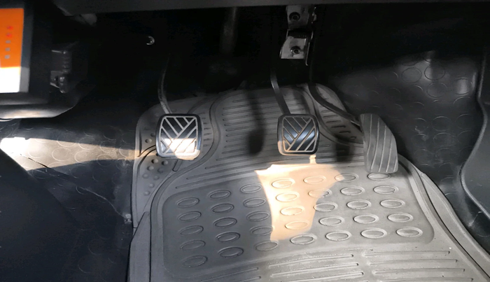 2011 Maruti Wagon R 1.0 VXI, Petrol, Manual, 74,123 km, interior