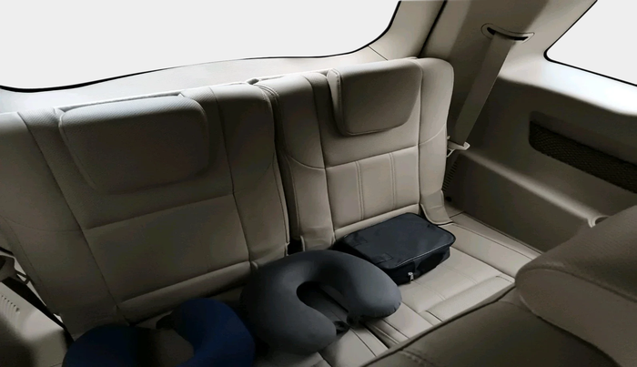 2017 Mahindra XUV500 W10 AWD AT, Diesel, Automatic, 71,847 km, interior