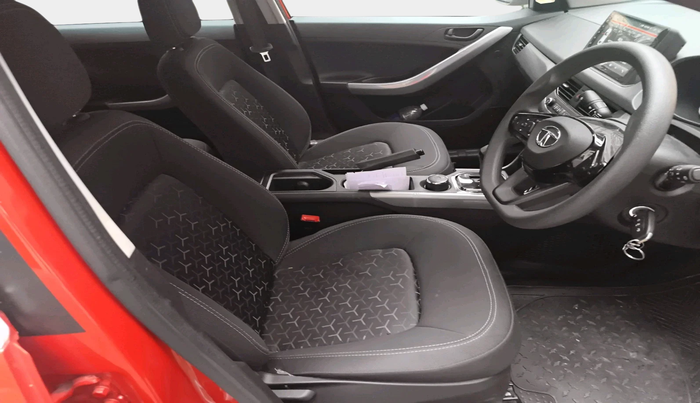2022 Tata NEXON XMA SUNROOF PETROL, Petrol, Automatic, 13,621 km, interior