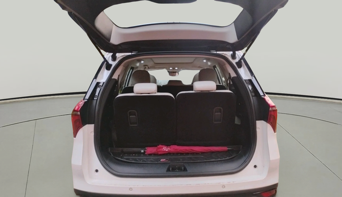 2024 Mahindra XUV700 AX 7 LUXURY P AT 7 STR, Petrol, Automatic, 6,482 km, exterior