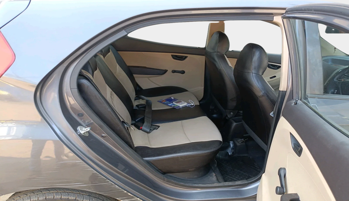 2014 Hyundai Eon ERA +, Petrol, Manual, 71,320 km, interior