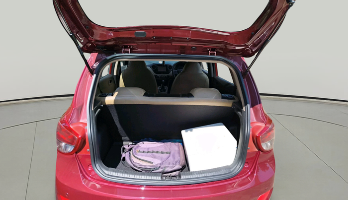 2016 Hyundai Grand i10 MAGNA AT 1.2 KAPPA VTVT, Petrol, Automatic, 1,04,348 km, exterior