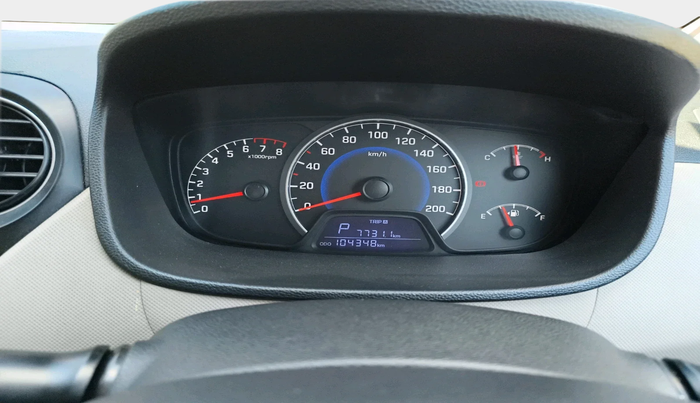 2016 Hyundai Grand i10 MAGNA AT 1.2 KAPPA VTVT, Petrol, Automatic, 1,04,348 km, interior