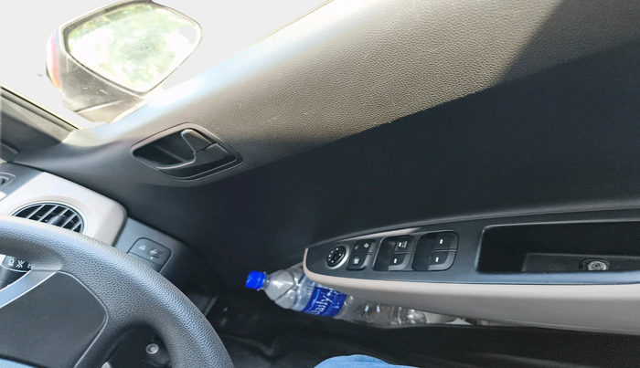 2016 Hyundai Grand i10 MAGNA AT 1.2 KAPPA VTVT, Petrol, Automatic, 1,04,348 km, interior