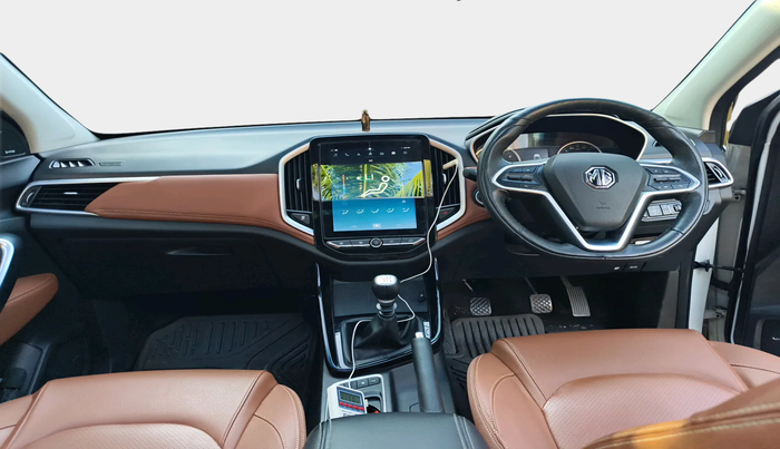 2022 MG HECTOR PLUS SELECT 2.0 DIESEL TURBO MT 7-STR, Diesel, Manual, 34,921 km, interior