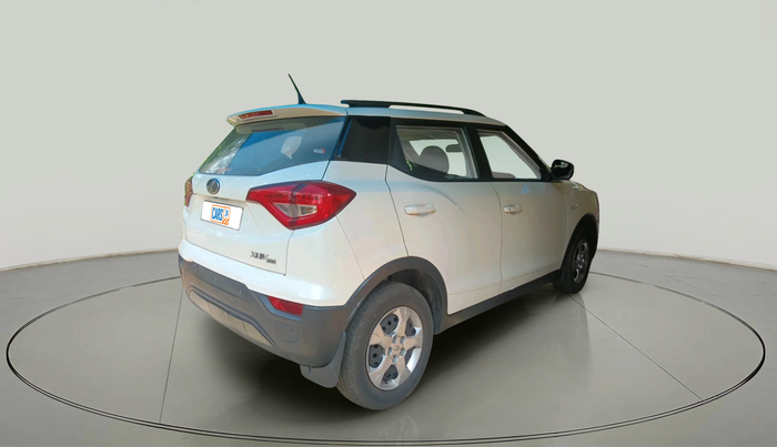 2021 Mahindra XUV300 W6 1.2 PETROL, Petrol, Manual, 46,787 km, exterior