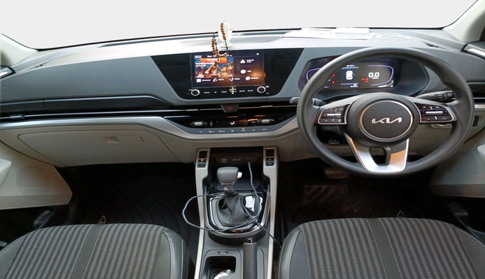 2022 KIA CARENS PRESTIGE PLUS 1.4 PETROL DCT 7 STR, Petrol, Automatic, 31,154 km, interior