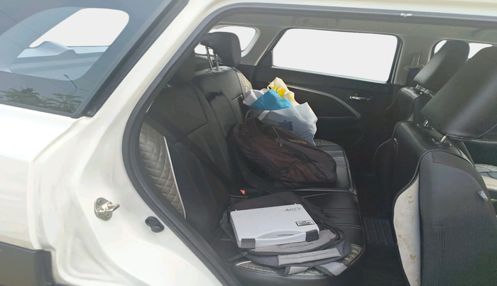 2024 Maruti BREZZA ZXI + AT SMART HYBRID, Petrol, Automatic, 29,701 km, interior