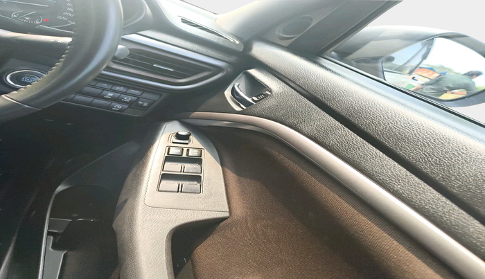 2024 Maruti BREZZA ZXI + AT SMART HYBRID, Petrol, Automatic, 29,701 km, interior