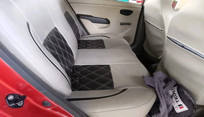 2011 Hyundai i10 ERA 1.1, Petrol, Manual, 71,033 km, interior