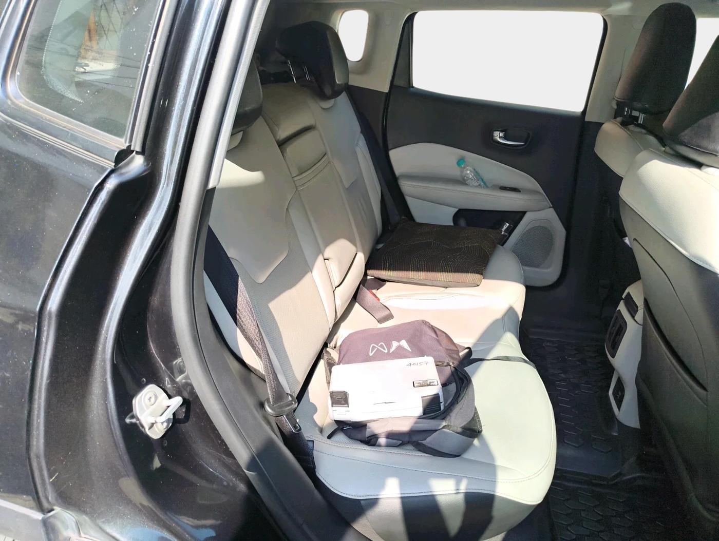 2018 Jeep Compass LIMITED 2.0 DIESEL, Diesel, Manual, 1,20,098 km, interior