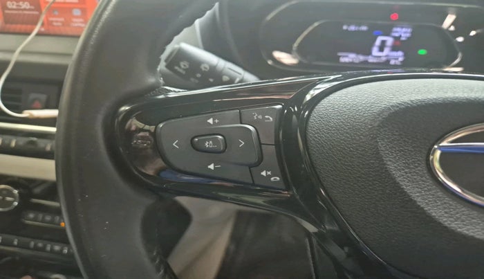 2020 Tata NEXON XZ PLUS (O) PETROL, Petrol, Manual, 52,647 km, interior