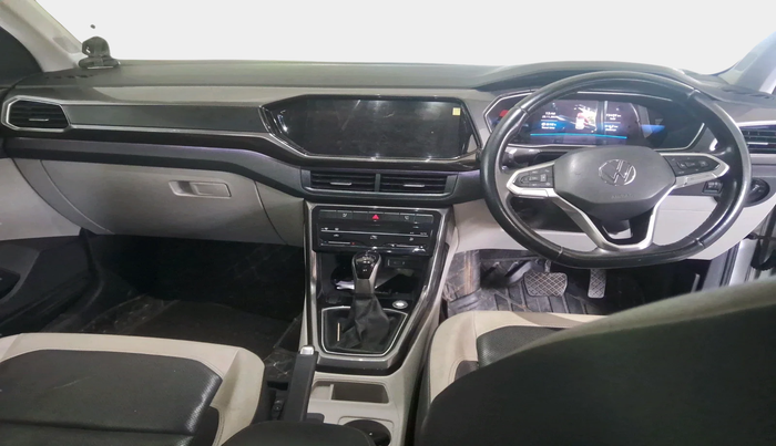 2022 Volkswagen TAIGUN TOPLINE 1.0 TSI AT, Petrol, Automatic, 73,499 km, interior