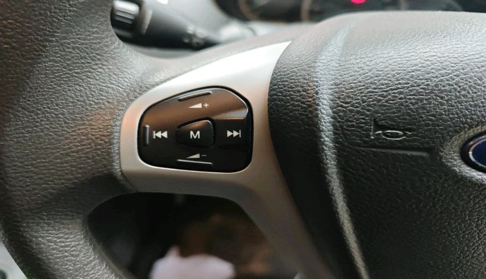 2016 Ford New Figo TITANIUM 1.2 PETROL MT, Petrol, Manual, 38,272 km, interior