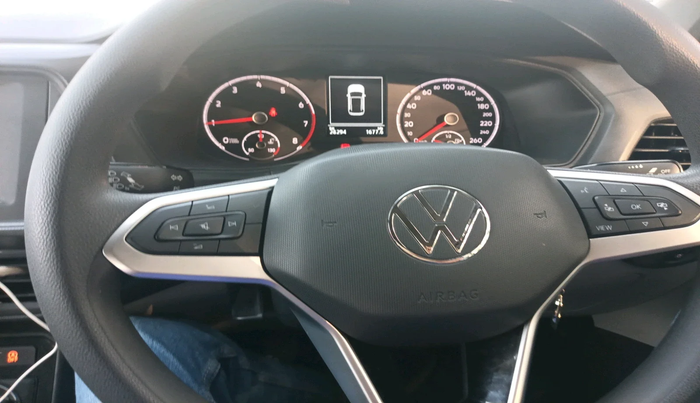 2022 Volkswagen TAIGUN COMFORTLINE 1.0 TSI MT, Petrol, Manual, 28,294 km, interior