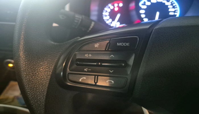 2022 Hyundai VENUE S 1.2, Petrol, Manual, 53,366 km, interior