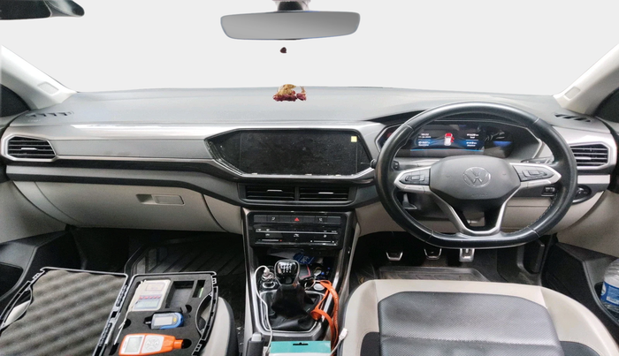 2021 Volkswagen TAIGUN TOPLINE 1.0 TSI MT, Petrol, Manual, 91,630 km, interior