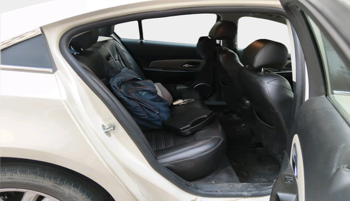 2016 Chevrolet Cruze LTZ AT, Diesel, Automatic, 60,293 km, interior