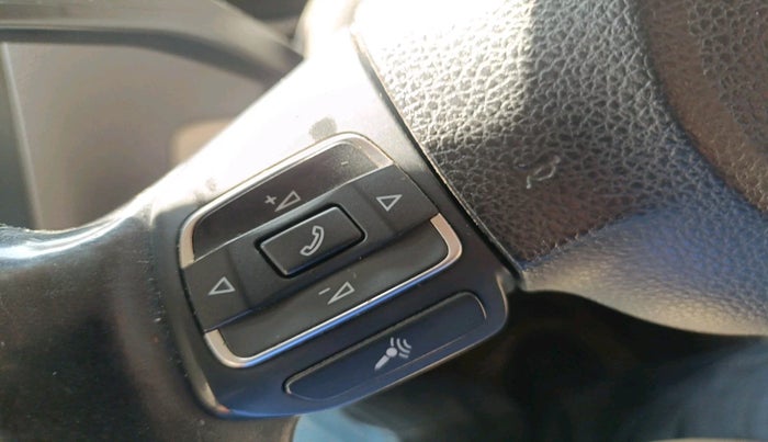 2014 Volkswagen Vento HIGHLINE DIESEL 1.6, Diesel, Manual, 1,84,455 km, interior