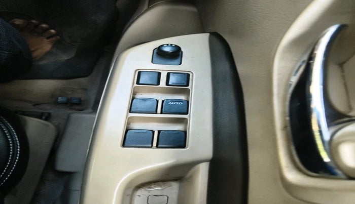 2011 Maruti Swift Dzire VDI, Diesel, Manual, 1,91,983 km, interior